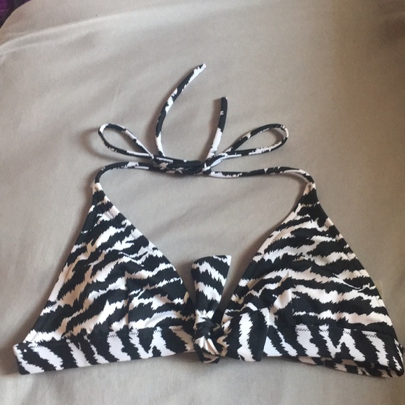 Victoria Secret bikini top - Picture 2 of 4